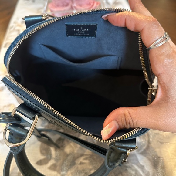 💗 SOLD 💗 LOUIS VUITTON Monogram Alma BB Steel Blue - Picture 10 of 11